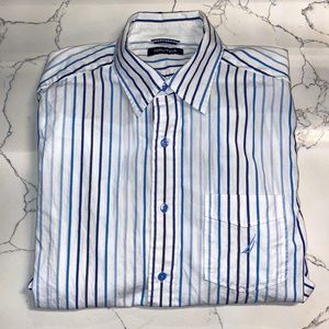 Men’s Nautica Dress Shirt Medium